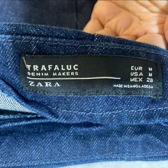 Zara Denim skirt ✨ - Picture 3 of 4